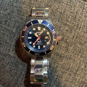 Seiko solar divers watch